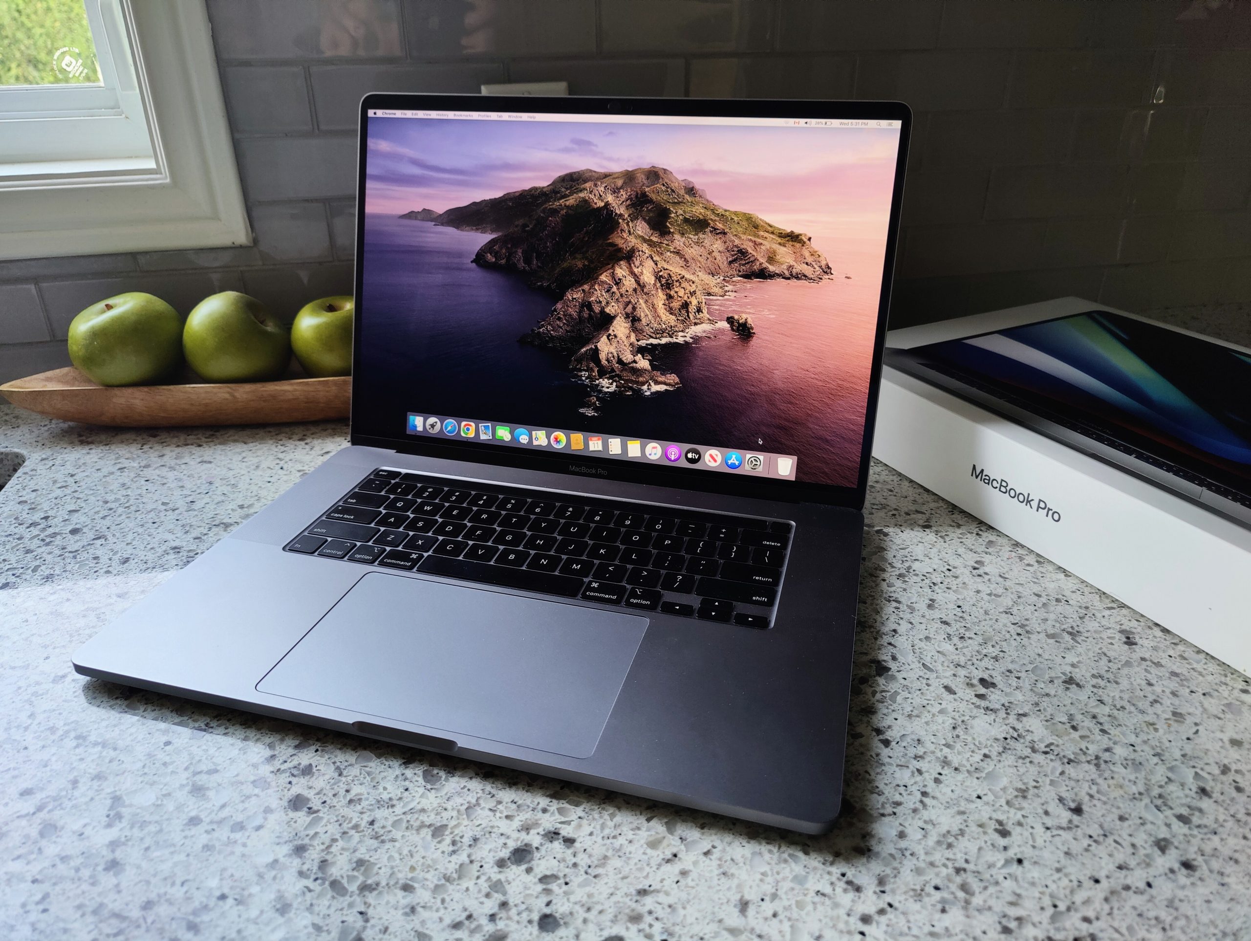 MacBook Pro (16-inch, TouchBar, 2019) (i9, 32GB, 512GB