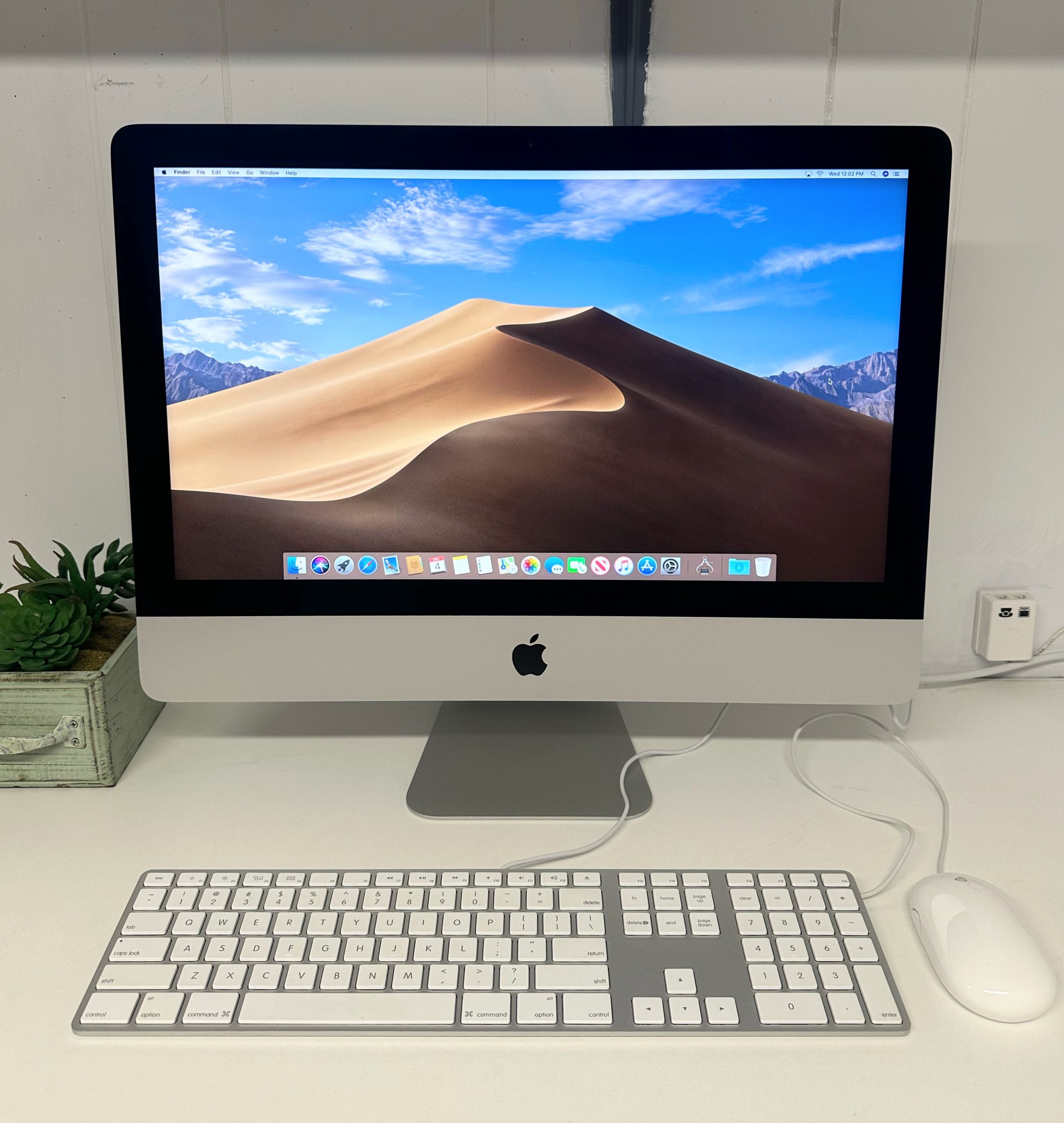 iMac (Retina 4K, 21.5-inch, 2017) (i7, 16GB, 256GB SSD
